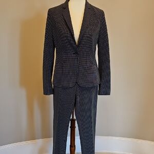 Banana Republic Women Black & White Polka Dot Suit  6P